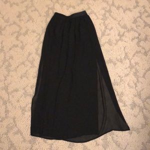 Elegant Black Maxi Skirt with Slit (New)